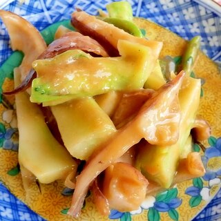 ブロッコリーの軸とイカの酢味噌和え